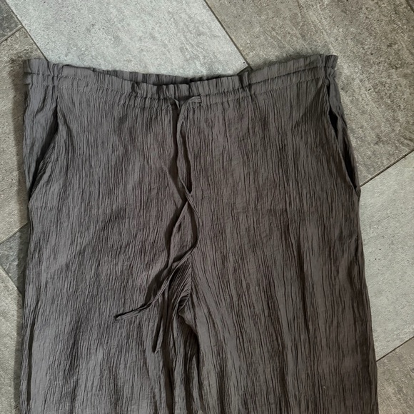 Zara Crinkle Trouser - Brown - Drawstring - Relaxed Fit - travel - comfort - Picture 4 of 7